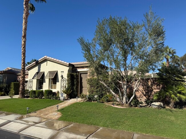 Foto del edificio - 81220 Victoria Ln