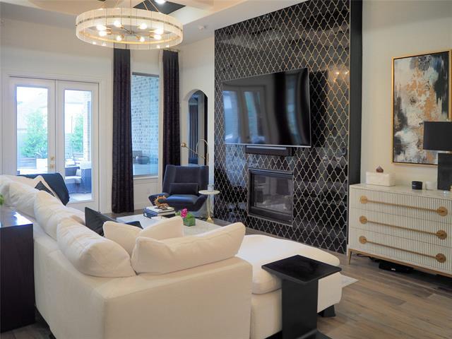 Building Photo - 1310 Sunflower Ave