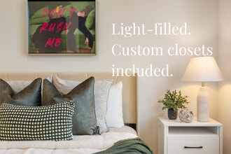 Building Photo - Sophia Hollywood