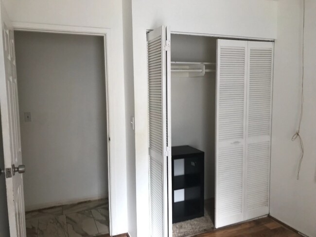 Building Photo - 95-174-174 Kahela St