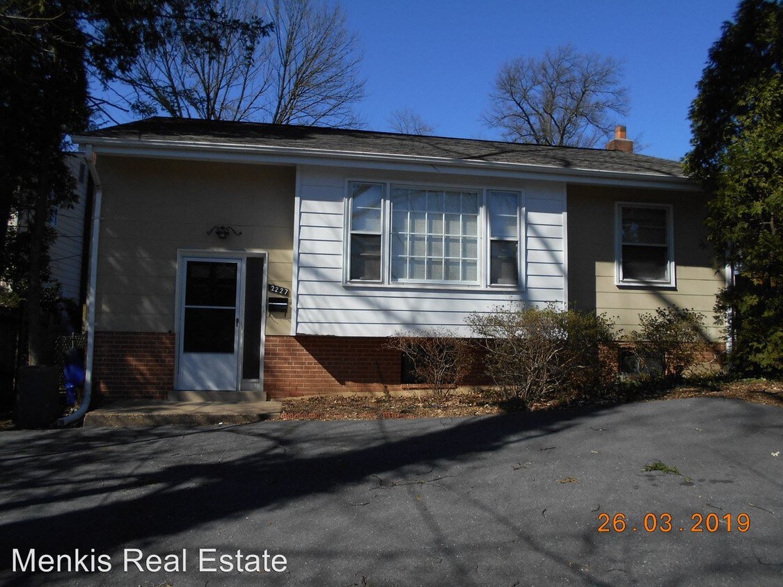 Primary Photo - 3 br, 3 bath House - 2227 Forest Glen Rd