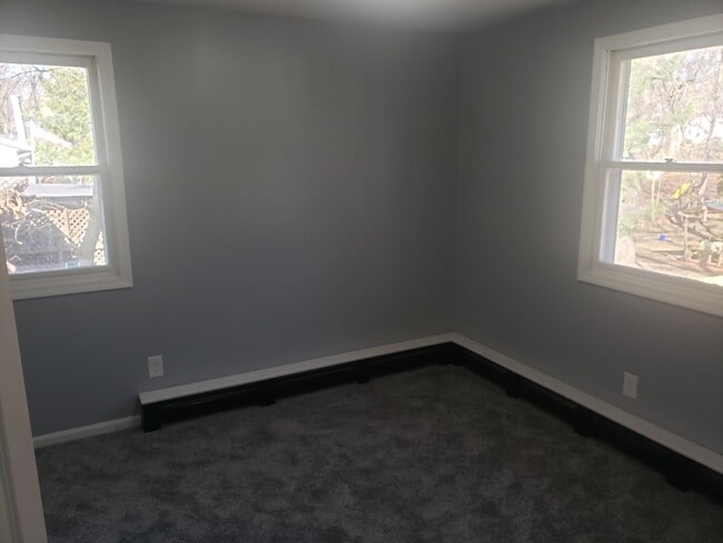 Dormitorio pequeño - 3842 Oak Valley Ave SW