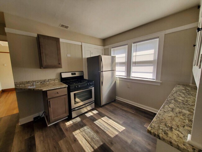 Foto del edificio - 2517 N 68th St