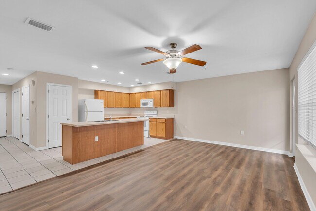 Building Photo - 36 Wright Pkwy NW