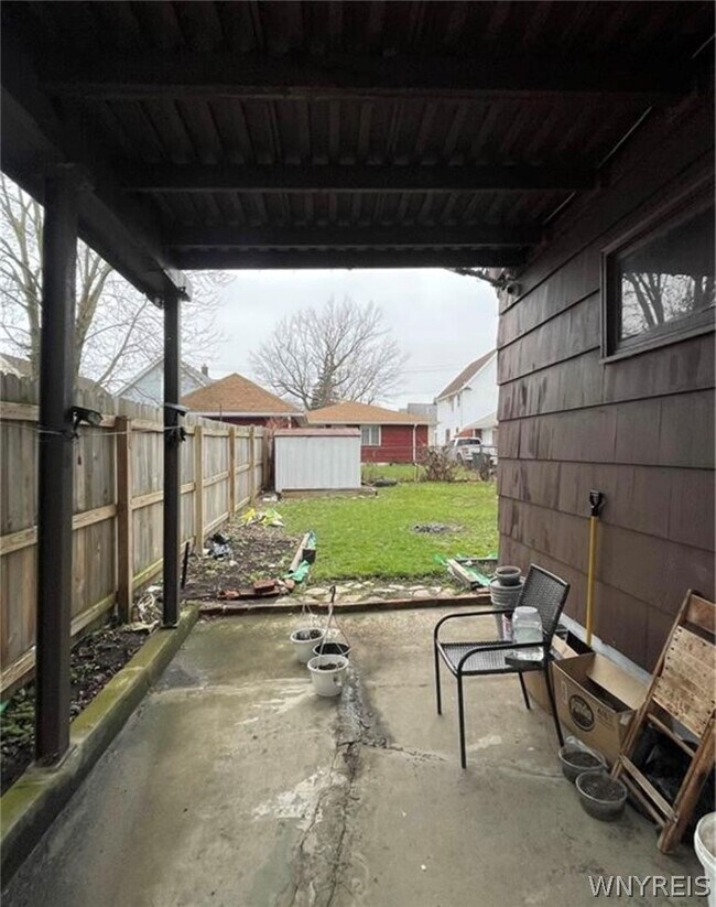 Foto del edificio - 226 Longnecker St