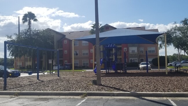 Building Photo - 2213 Grand Cayman Ct