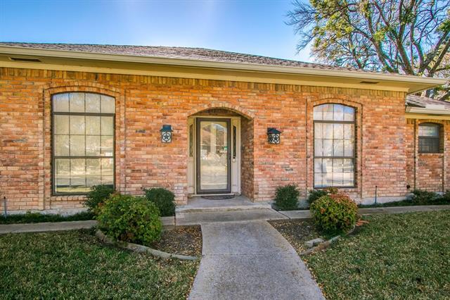 Building Photo - 10102 Cherry Tree Dr