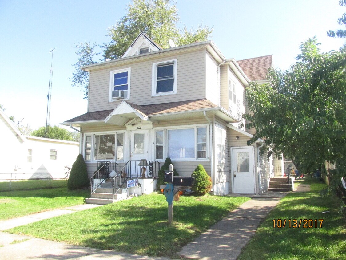 Primary Photo - 560 S 5th Ave