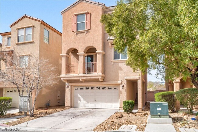 Foto del edificio - 6635 Weeping Pine St