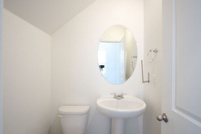 Foto del edificio - Beautiful Home in Manteca off of the 99, P...