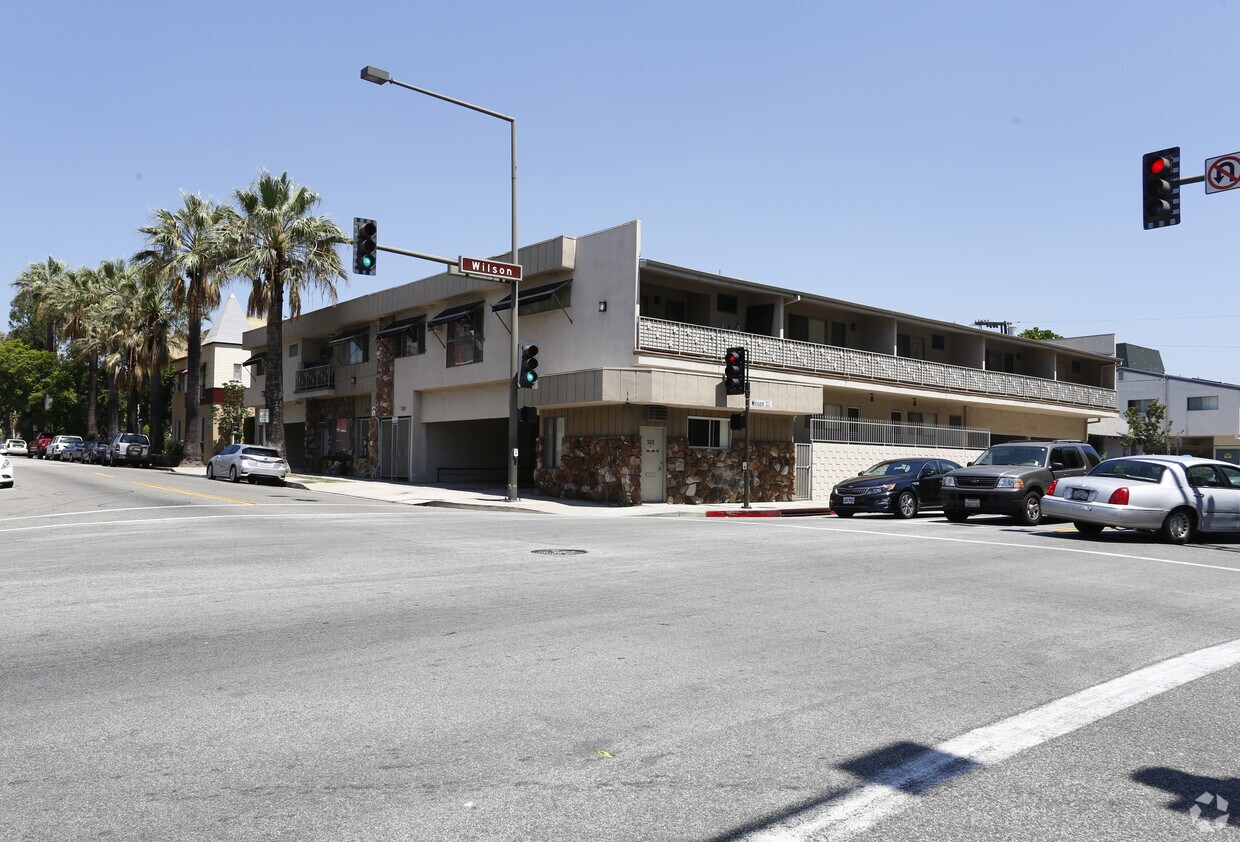 Foto del edificio - 206 N Louise St