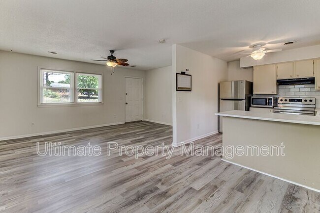 Building Photo - 401 Bodega Bay Rd