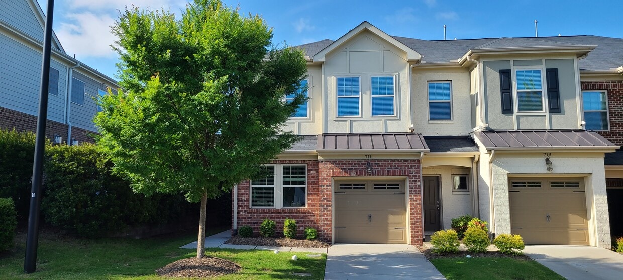 Photo - 711 Sidepark St (Durham, NC)