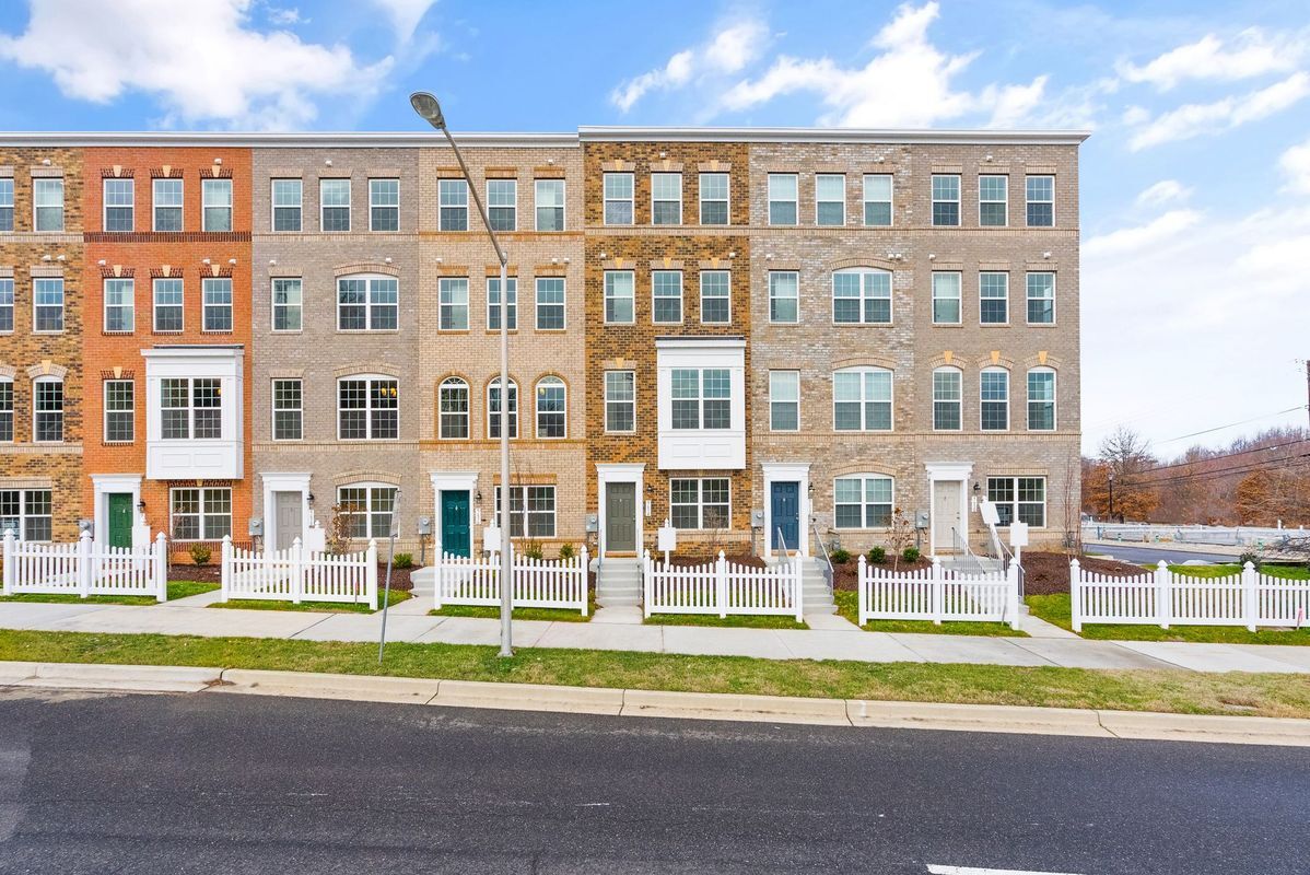 Foto principal - 9626 Weshire Dr