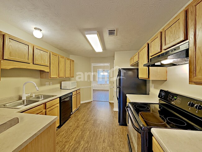 Building Photo - 247 Oceanliner Dr