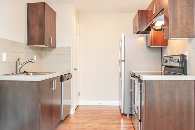 Interior Photo - Patton Square