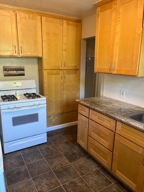 Foto del edificio - 2291 Homewood Dr