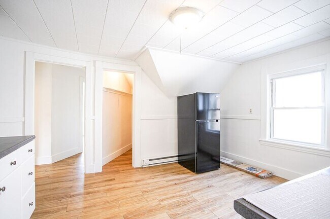 Foto del edificio - 83-85-85 Wilmont St