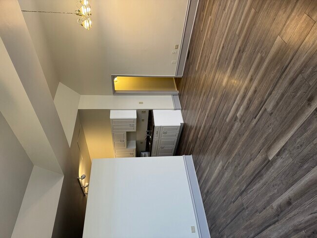 Foto del edificio - 204 E Washington St