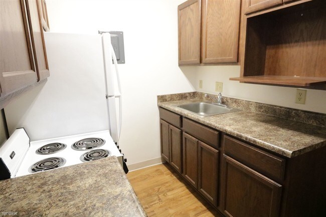 Foto del edificio - 2 br, 1.5 bath Apartment - 1315 D St