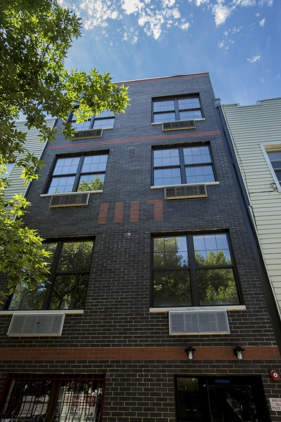 Primary Photo - 1117 Jefferson Ave