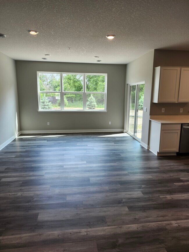Building Photo - 11128 Balsam Pointe Trl