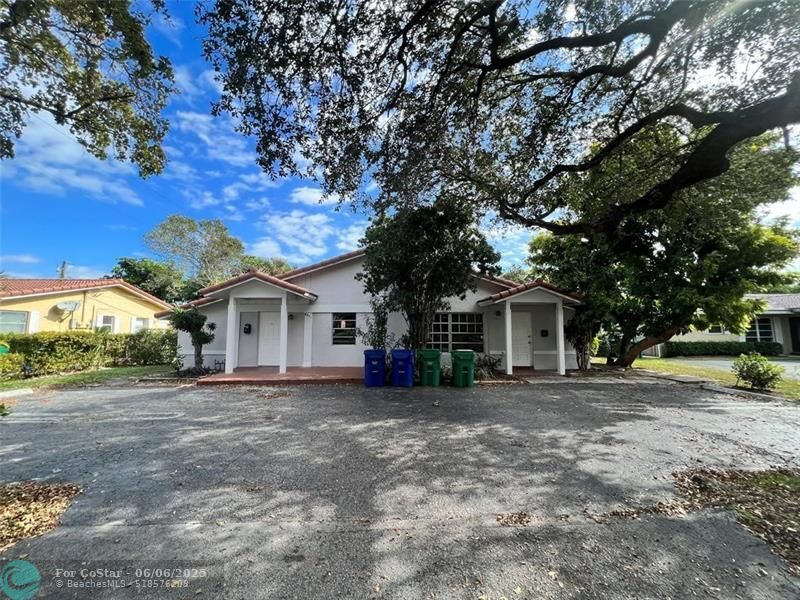 Primary Photo - 4371 NW 80th Ave