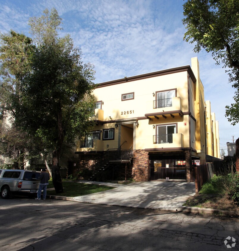 Primary Photo - 22651 Del Valle St