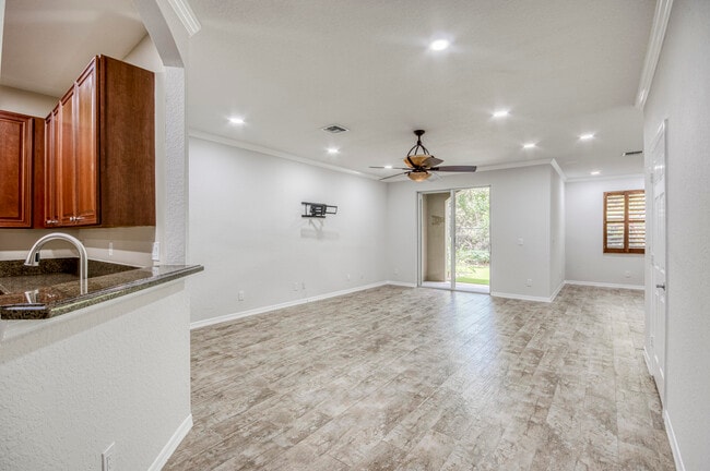Building Photo - 4871 Bonsai Cir