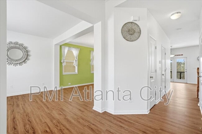 Building Photo - 373 Morgans Creek Ct NW