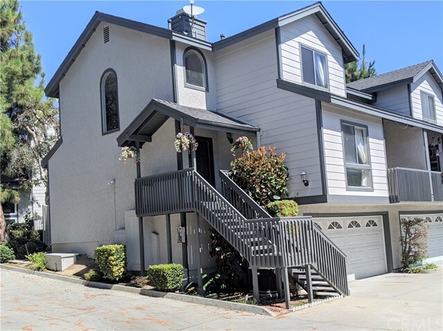 Primary Photo - 2200 Canyon Dr