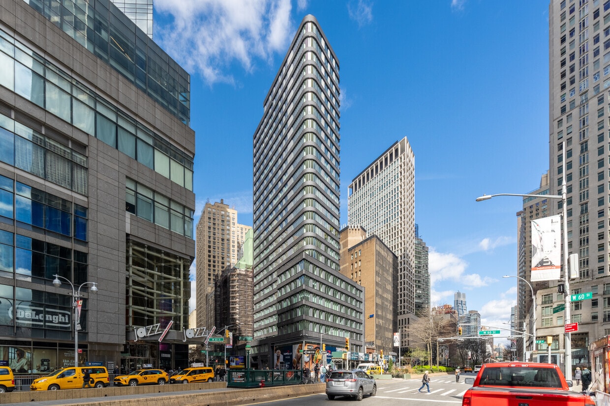 Primary Photo - Anagram Columbus Circle