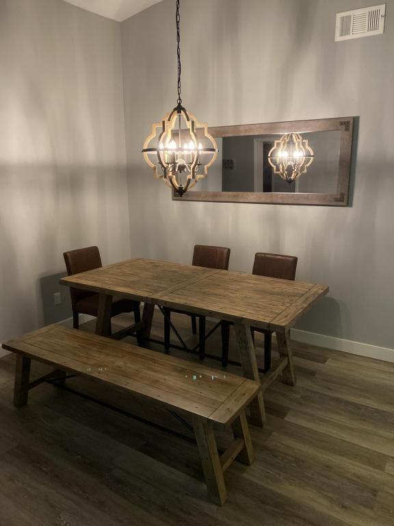 Foto del edificio - 16660 Coriander Ln