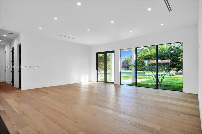 Building Photo - 8765 SW 175th St