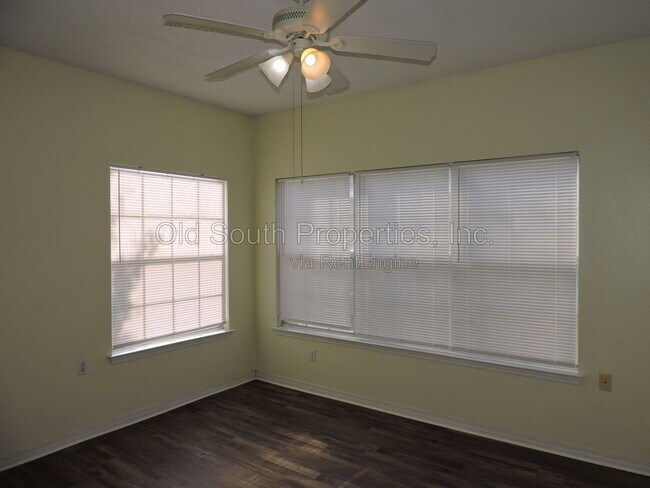 Foto del edificio - 1284 Jasper St