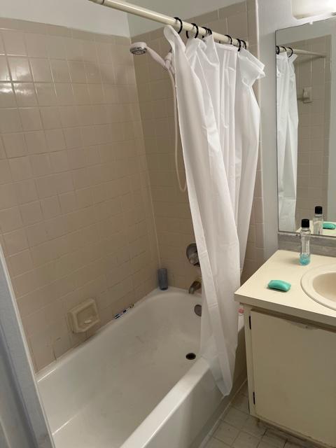 Building Photo - 2301 NE 16th St