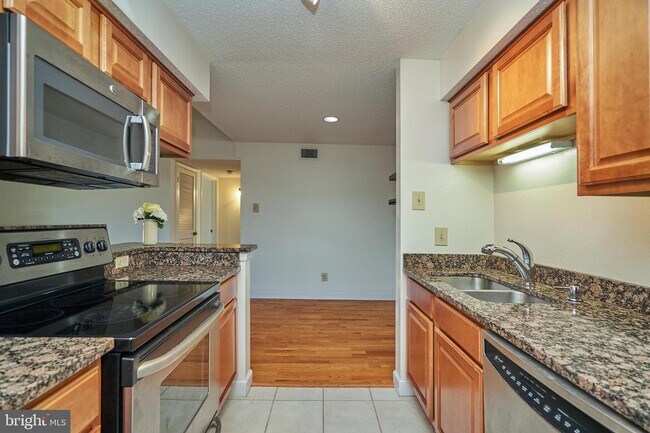 Foto del edificio - 1521 Lincoln Way