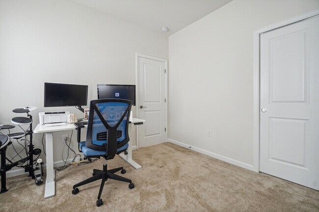 Photo - 8 Haralson Ct Townhome