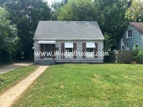 Building Photo - 4500 Plaza Dr