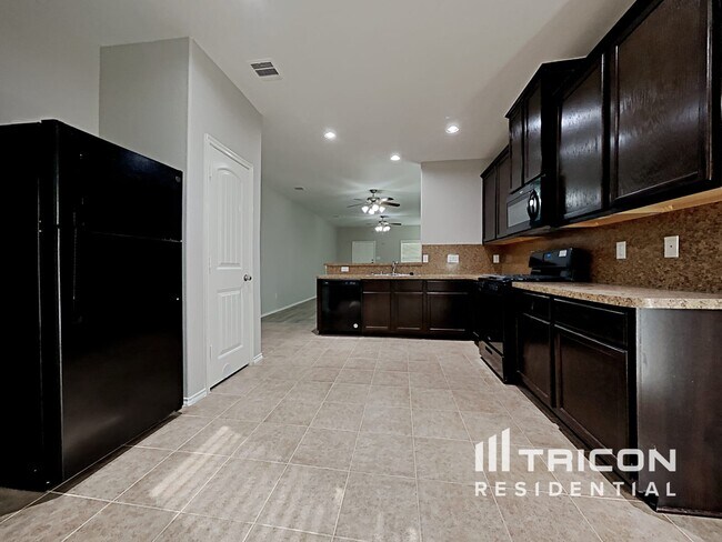 Foto del edificio - 22103 Silverfield Park Ln