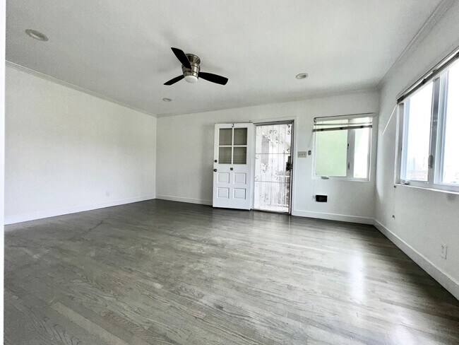 Building Photo - 11600 Crenshaw Blvd