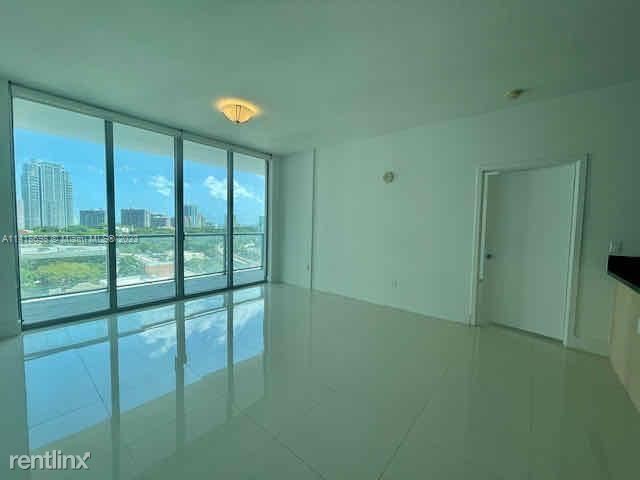 Foto del edificio - 2 br, 2 bath Condo - 79 SW 12th St Apt 1404S
