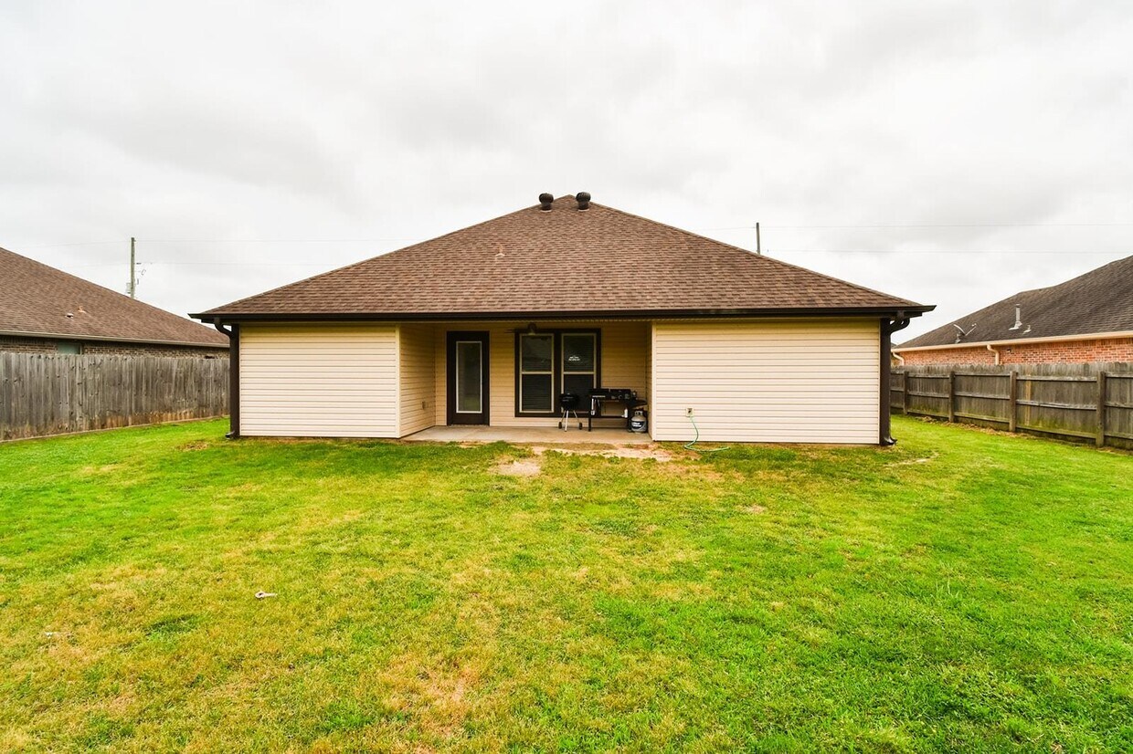 Foto del edificio - 6525 Llano Ln