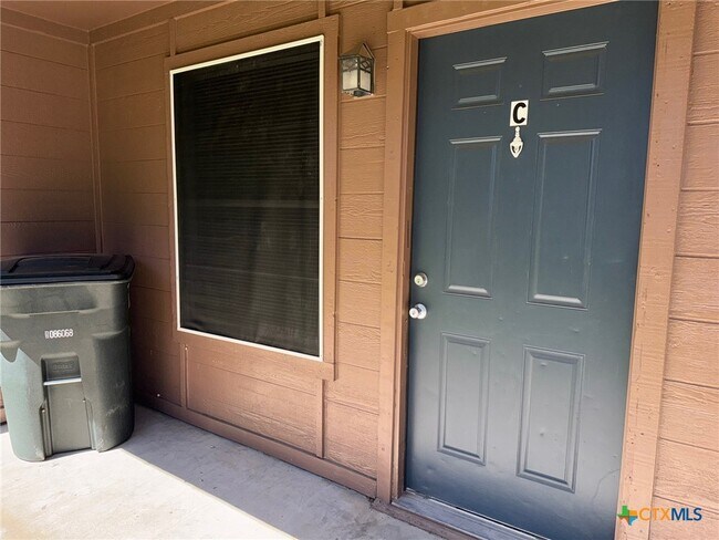 Foto del edificio - 1207 Charisse St