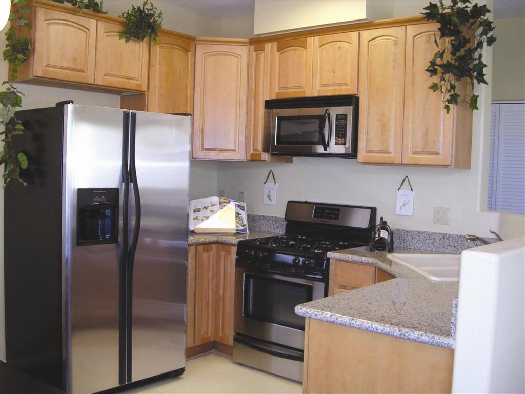 Cocina - 13703 Ruther Ave