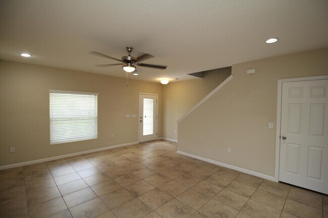 Foto del edificio - 2208 Attilburgh Blvd