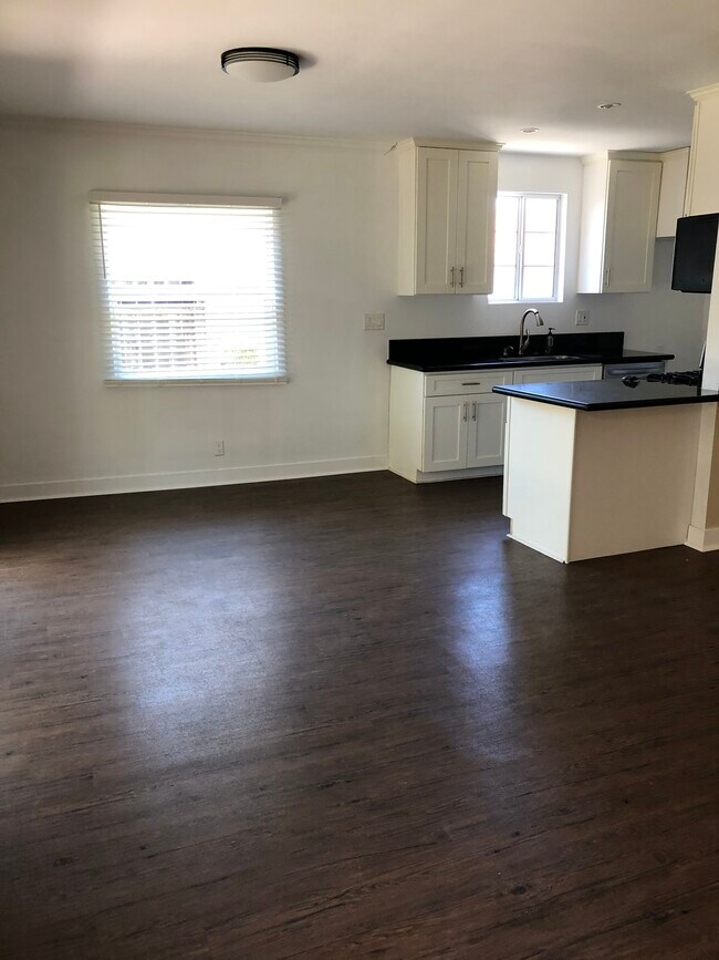 Dining/ Kitchen - 4402 Highgrove Ave