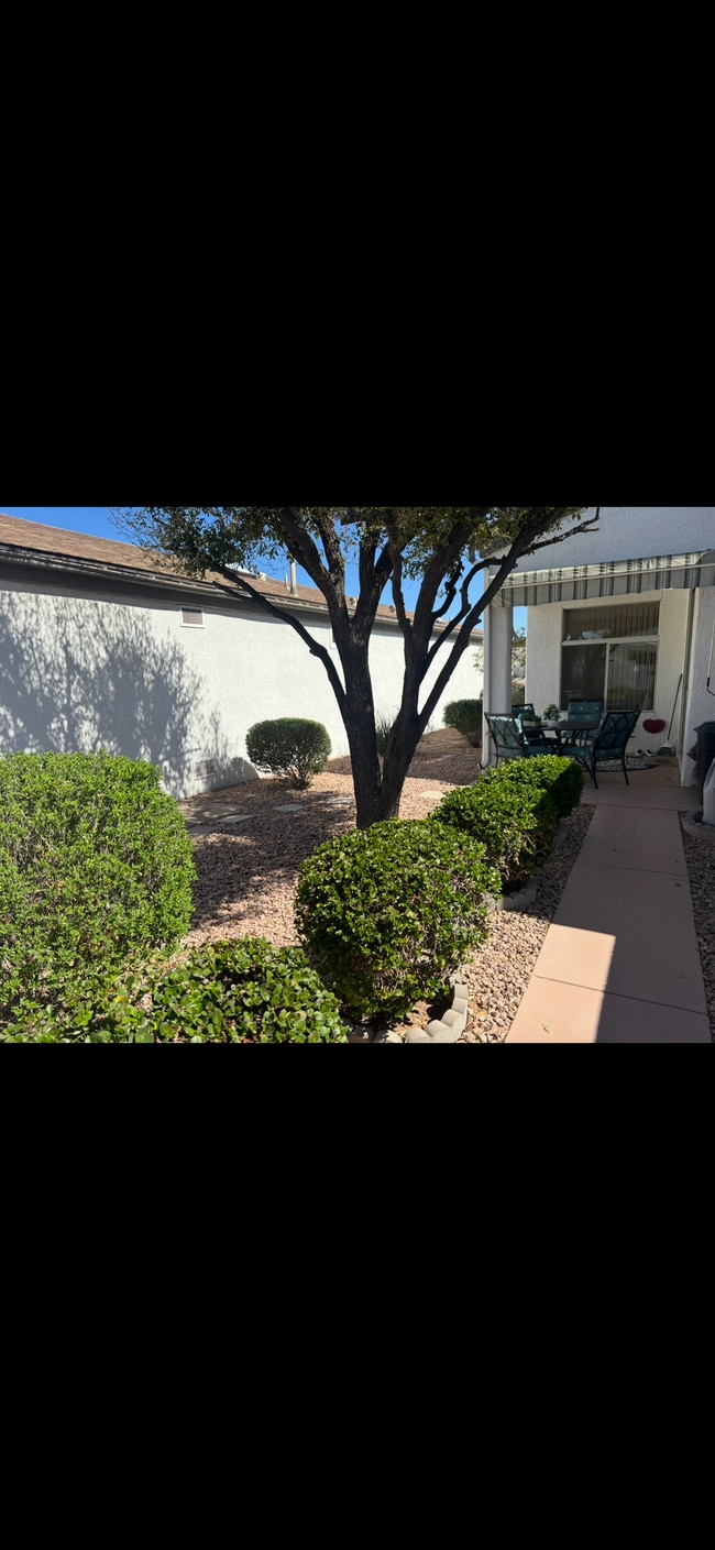 Building Photo - 13279 W Countryside Dr