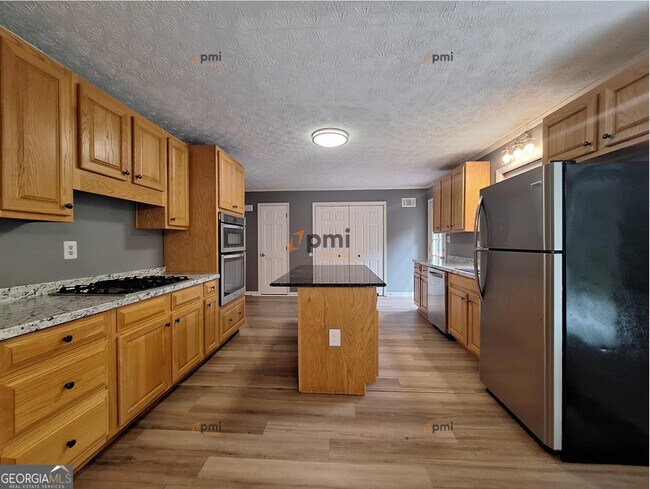 Building Photo - 4103 Renard Way
