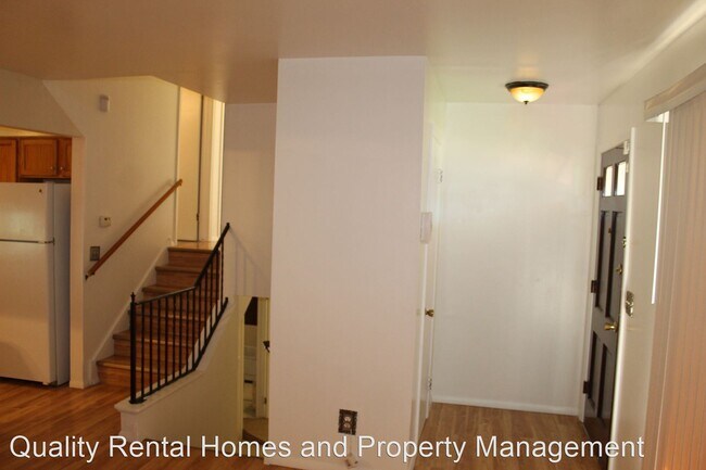 Building Photo - 3 br, 1.5 bath House - 3825 Gloucester St.